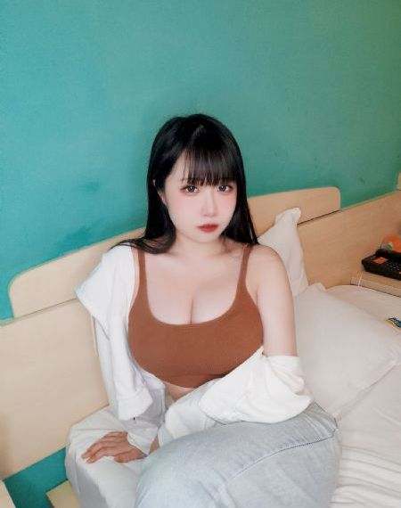 两男一马_超清在线视频播放