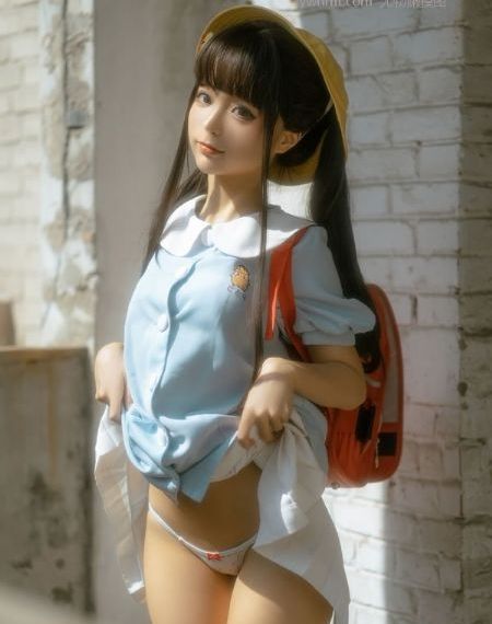 丹特丽安的书架_JVID性感写真