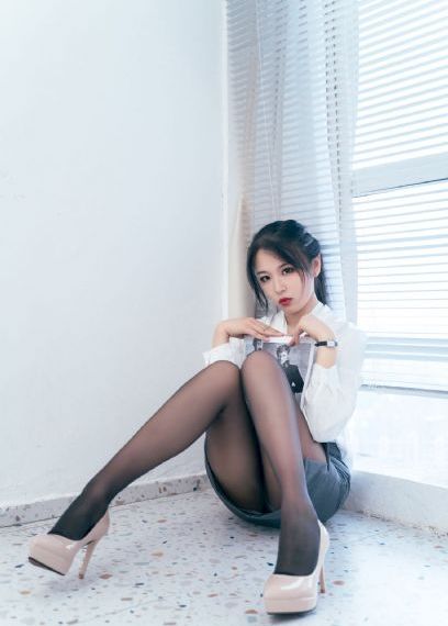 我为卿狂 在线观看_国产剧在线观看电视