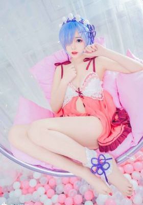 大胆的侄女_BD英语全集在线观看