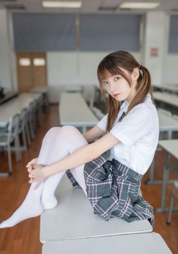 美女100%露胸视频_4K神马影院手机在线