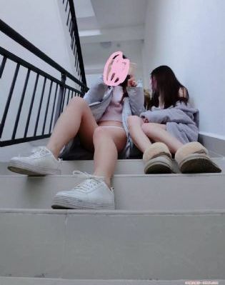 日日摸天天爽天天爽视频_BD韩语电影完整版在线观看